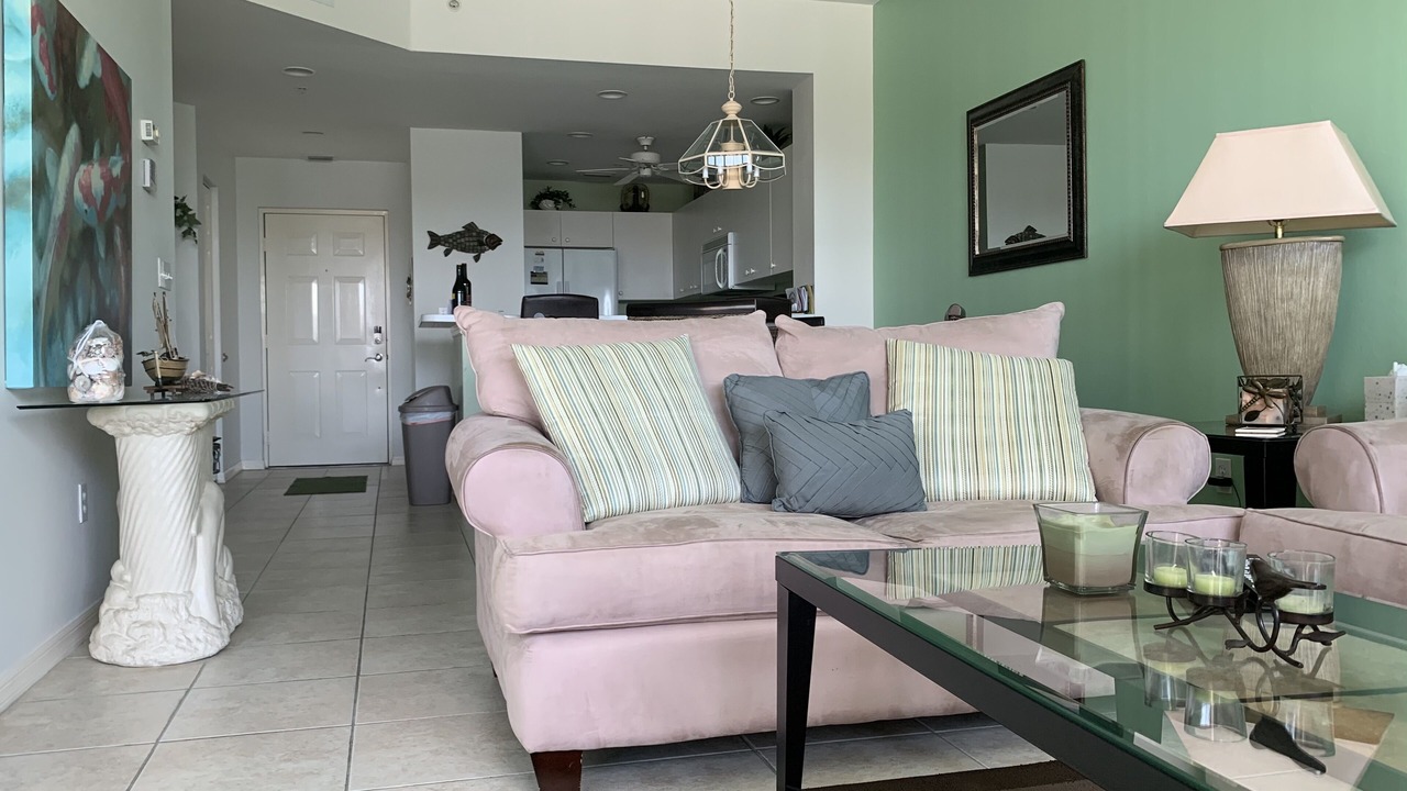 Photo of Livingroom in Burnt Store Marina
