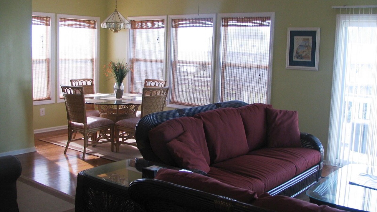 Photo of Livingroom in Emerald Isle