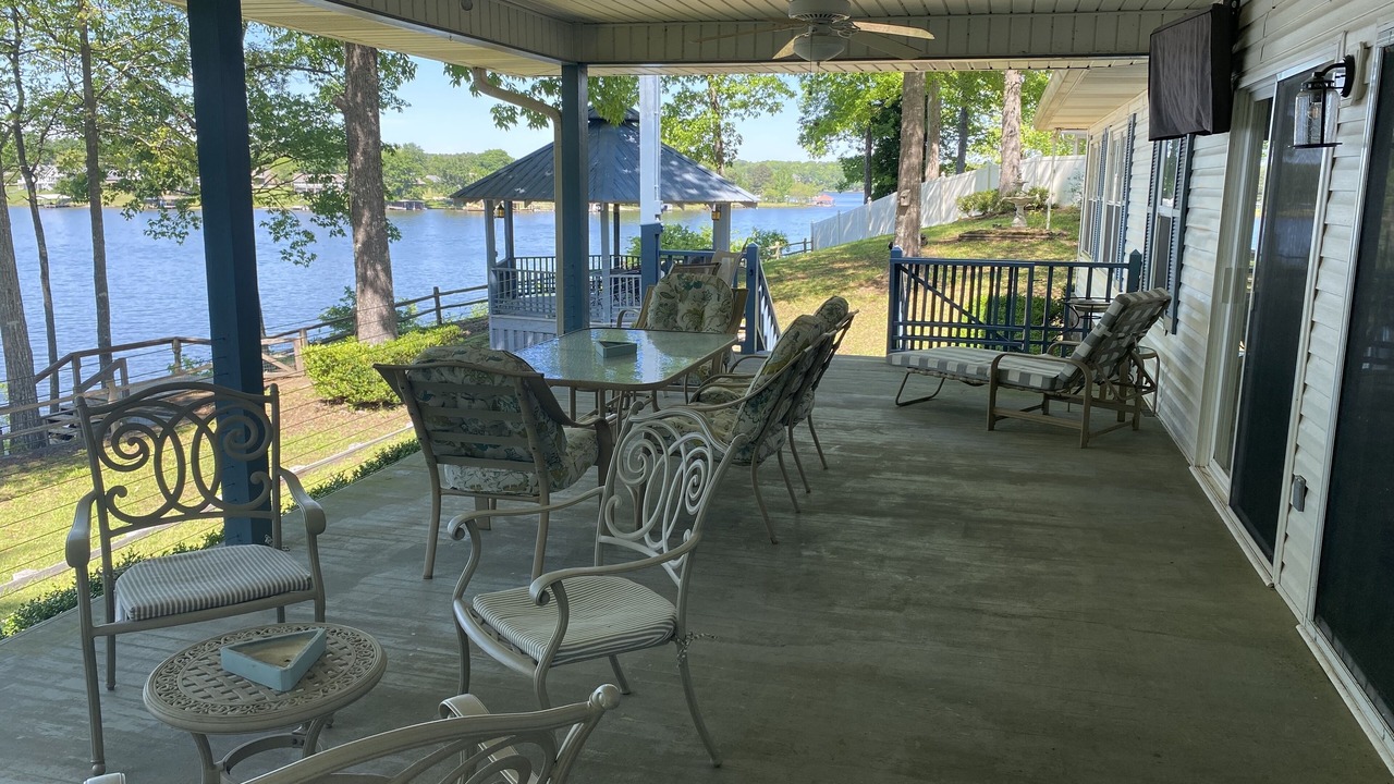Photo of Outdoor in Northport