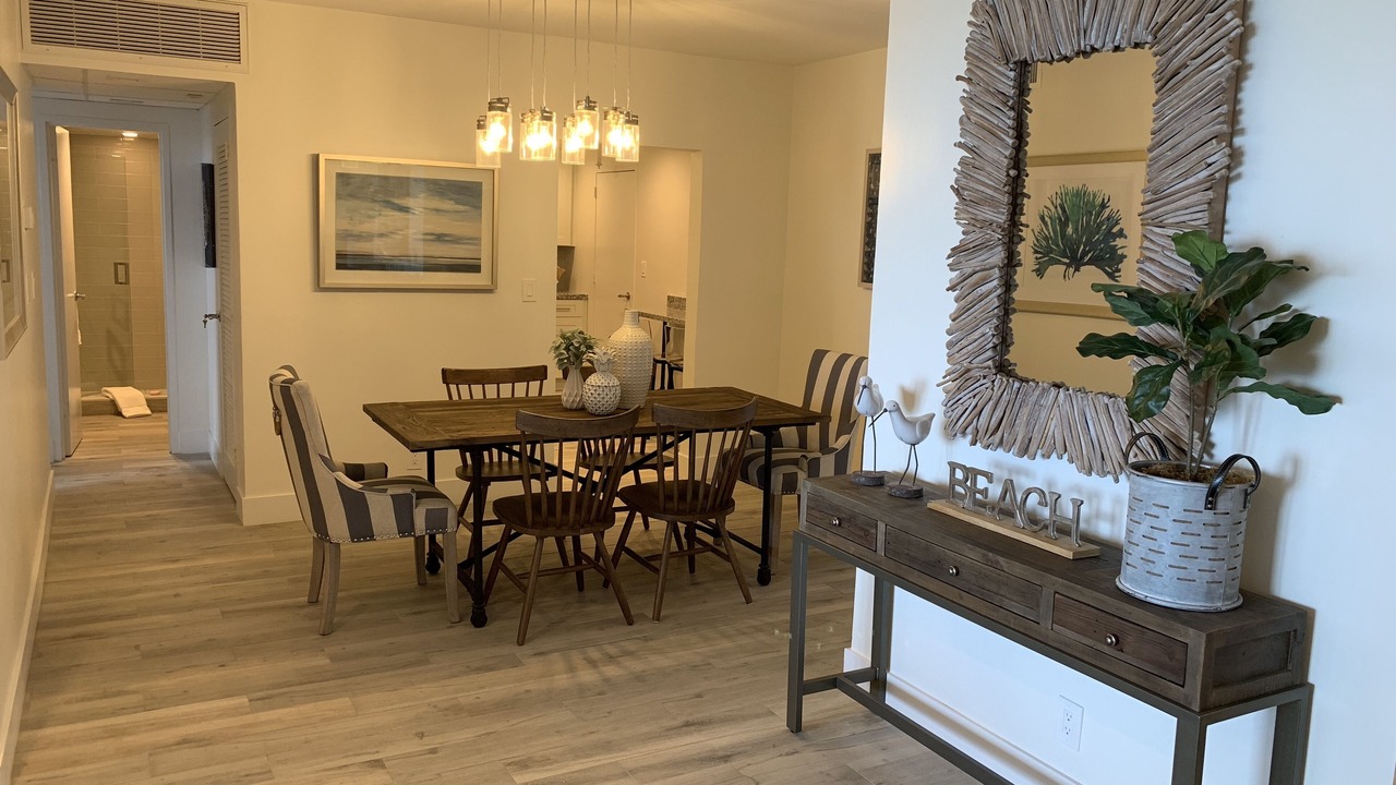 Photo of Bedroom in Hollywood South Central Beach
