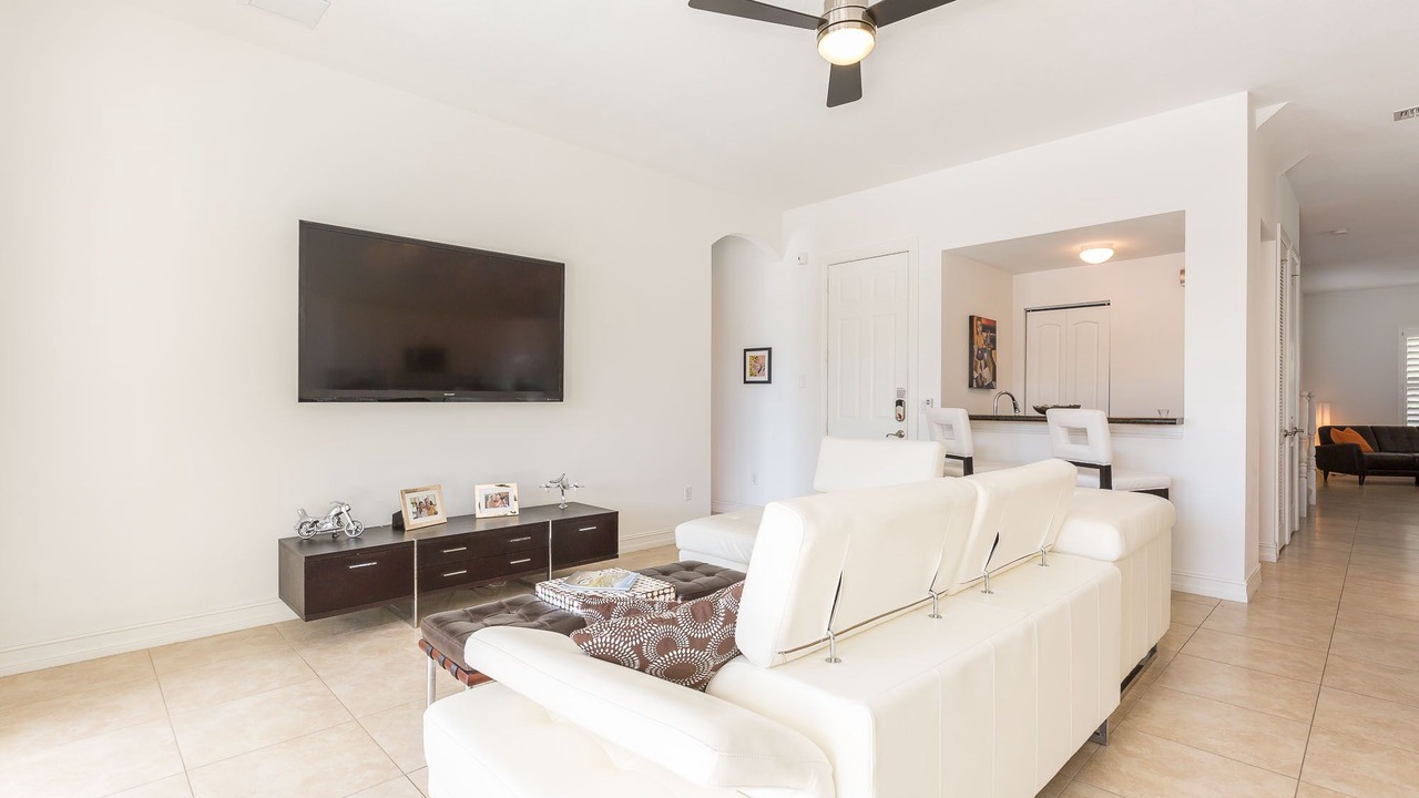 Photo of Livingroom in Wilton Manors