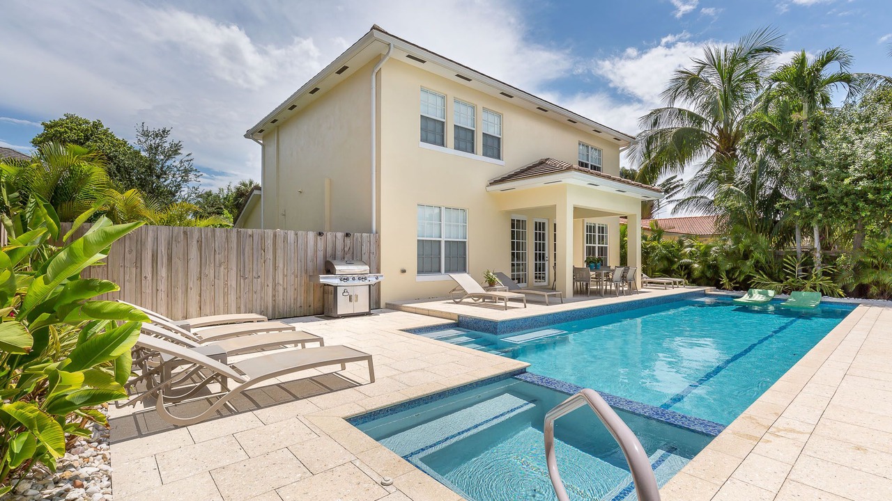 Photo of Outdoor in Wilton Manors