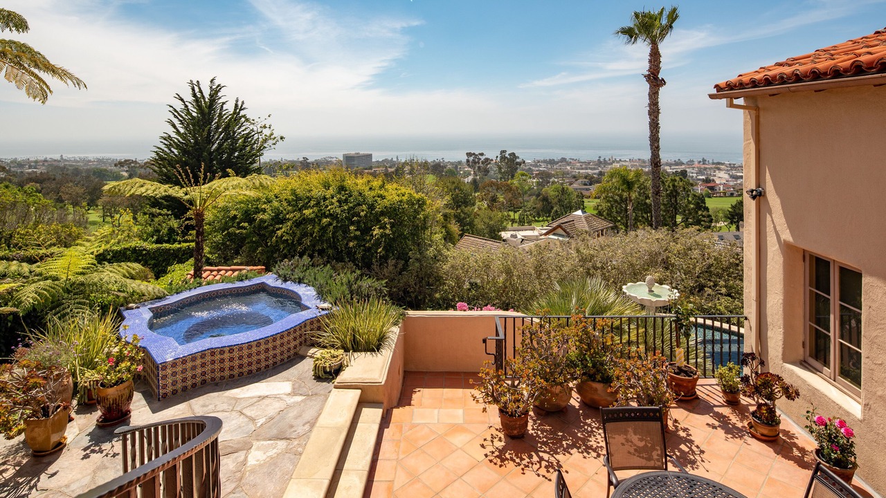 Photo of Outdoor in Country Club