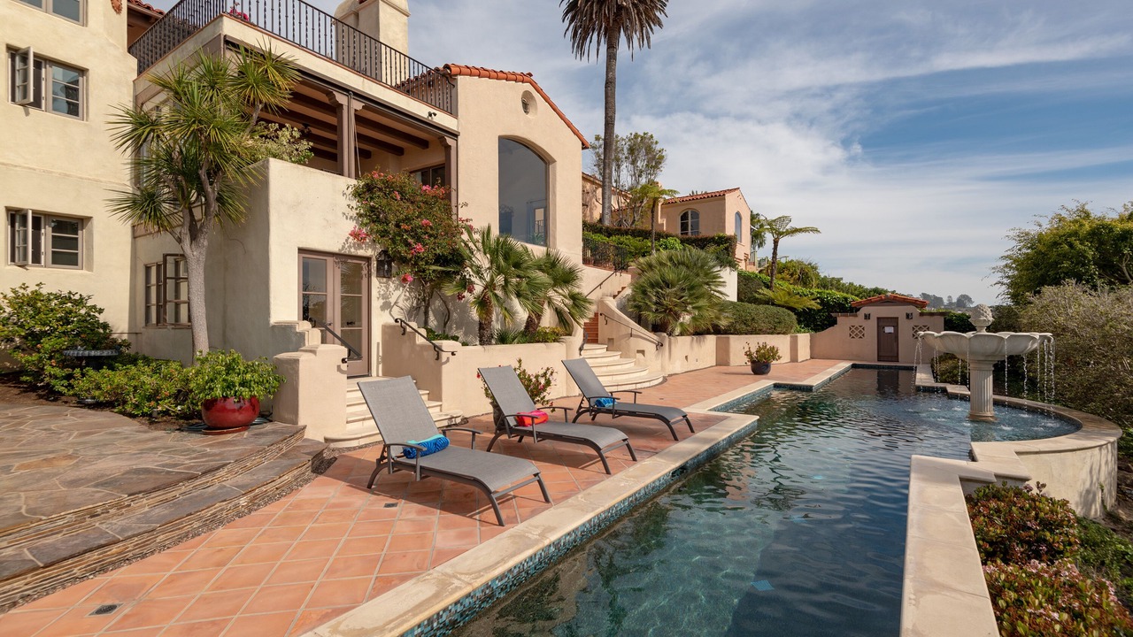 Photo of Outdoor in Country Club