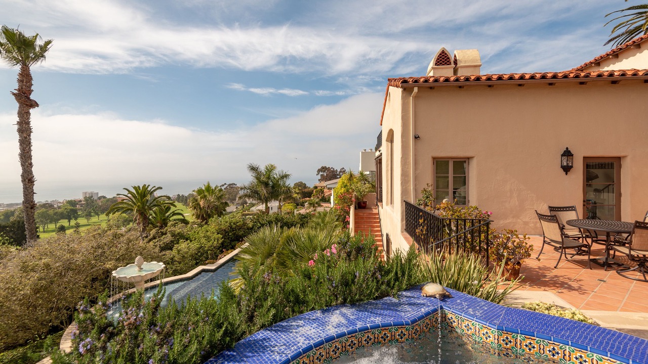 Photo of Outdoor in Country Club