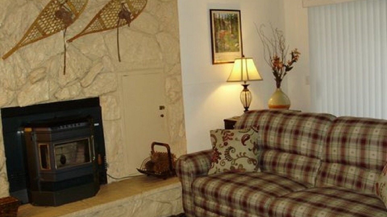 Photo of Livingroom in South Lake Tahoe