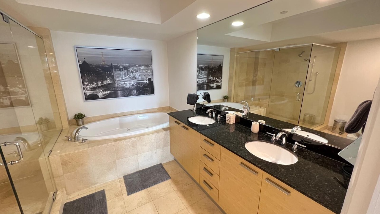 Photo of Bathroom in Hallandale Beach