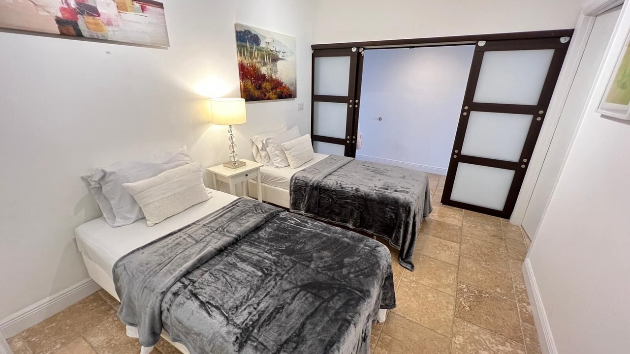 Photo of Bedroom in Hallandale Beach