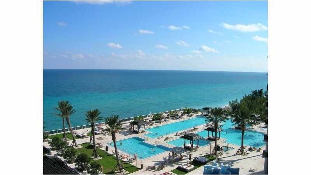Photo of Outdoor in Hallandale Beach