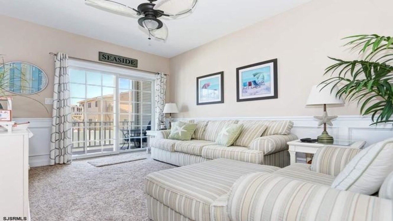Photo of Livingroom in Brigantine