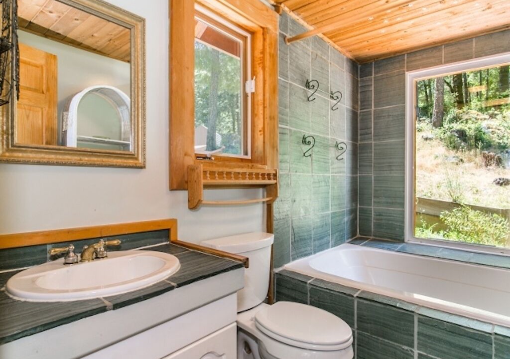 Photo of Bathroom in Nevada City