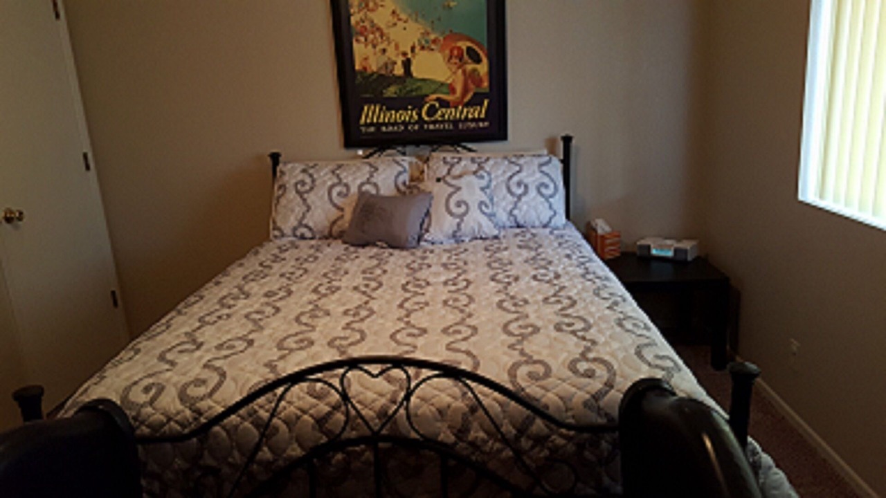 Photo of Bedroom in Lake Havasu City
