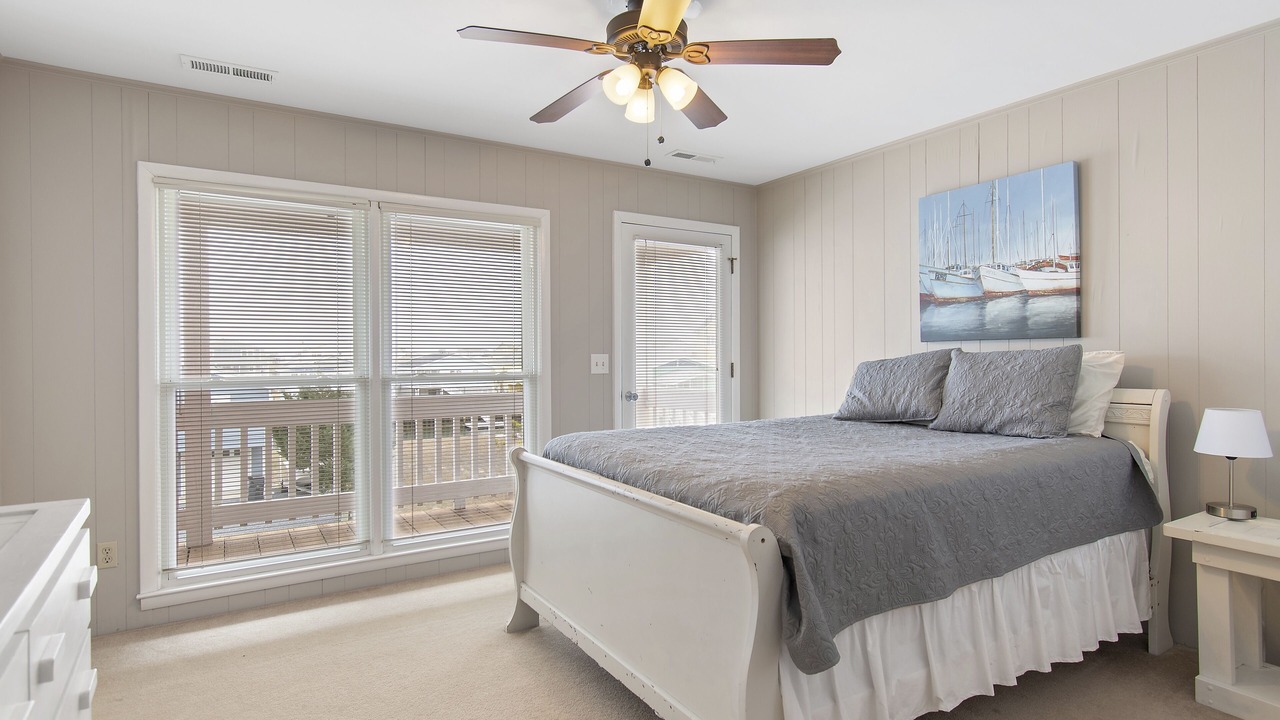 Photo of Bedroom in Holden Beach