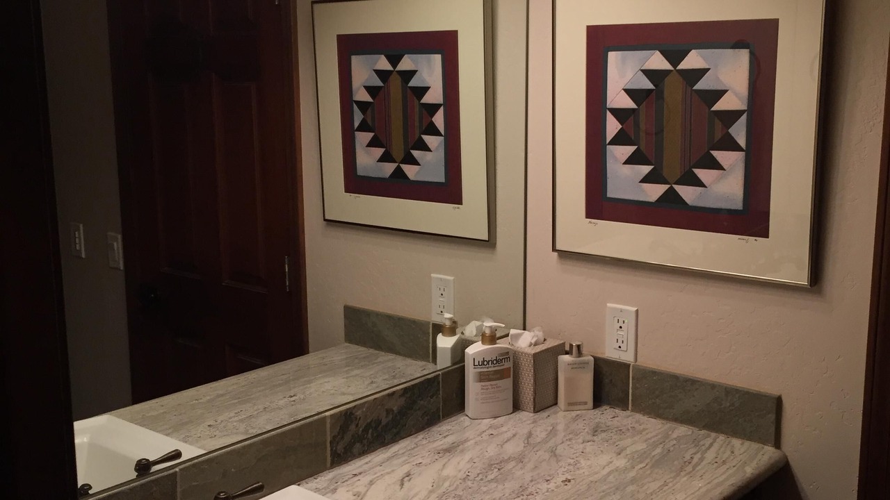 Photo of Bathroom in Elk Point