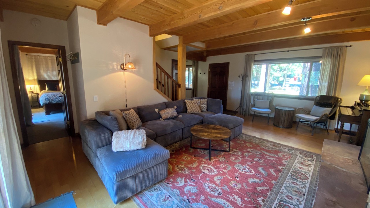 Photo of Livingroom in Elk Point