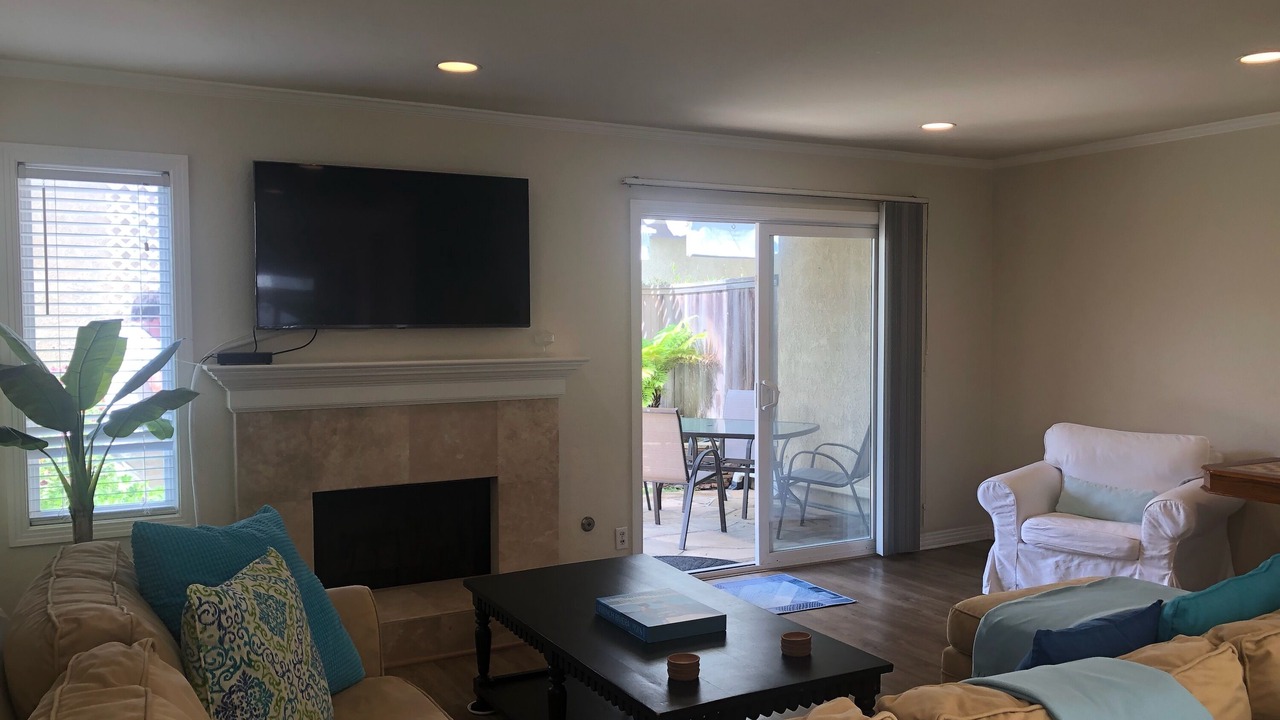 Photo of Livingroom in Huntington Beach