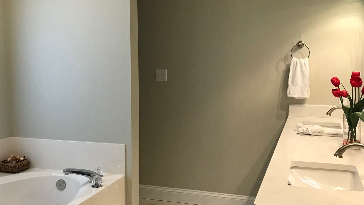 Photo of Bathroom in Dune Allen Beach