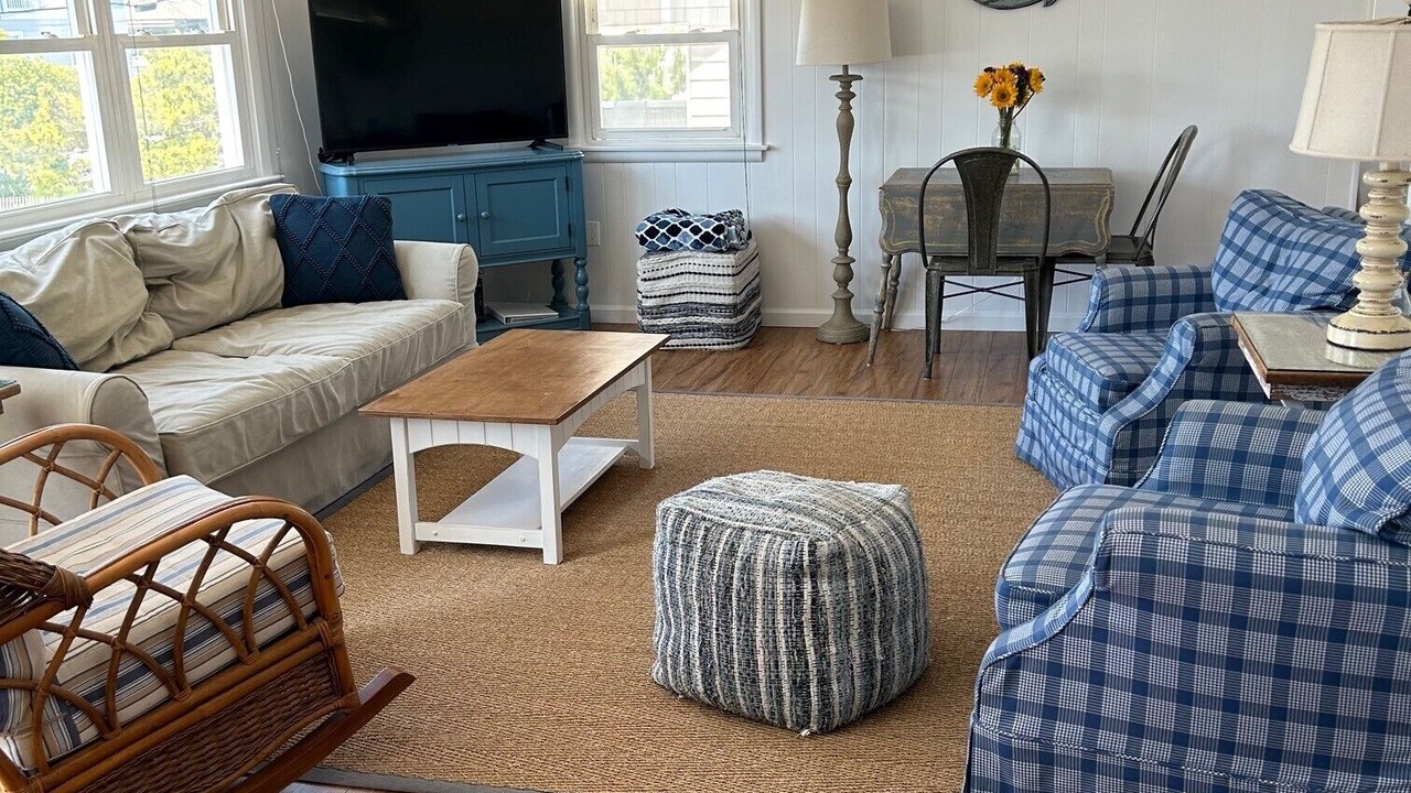Photo of Livingroom in Harvey Cedars