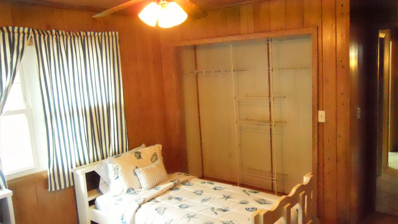 Photo of Bedroom in Green Turtle Estates