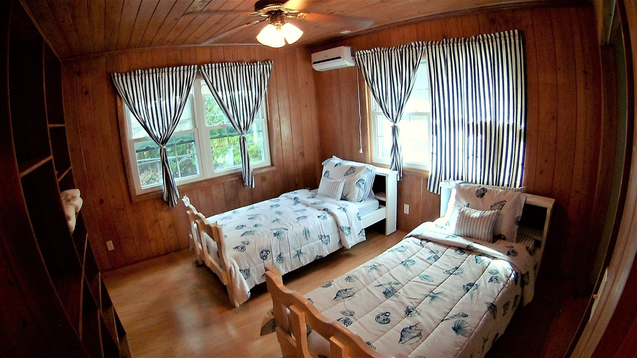 Photo of Bedroom in Green Turtle Estates