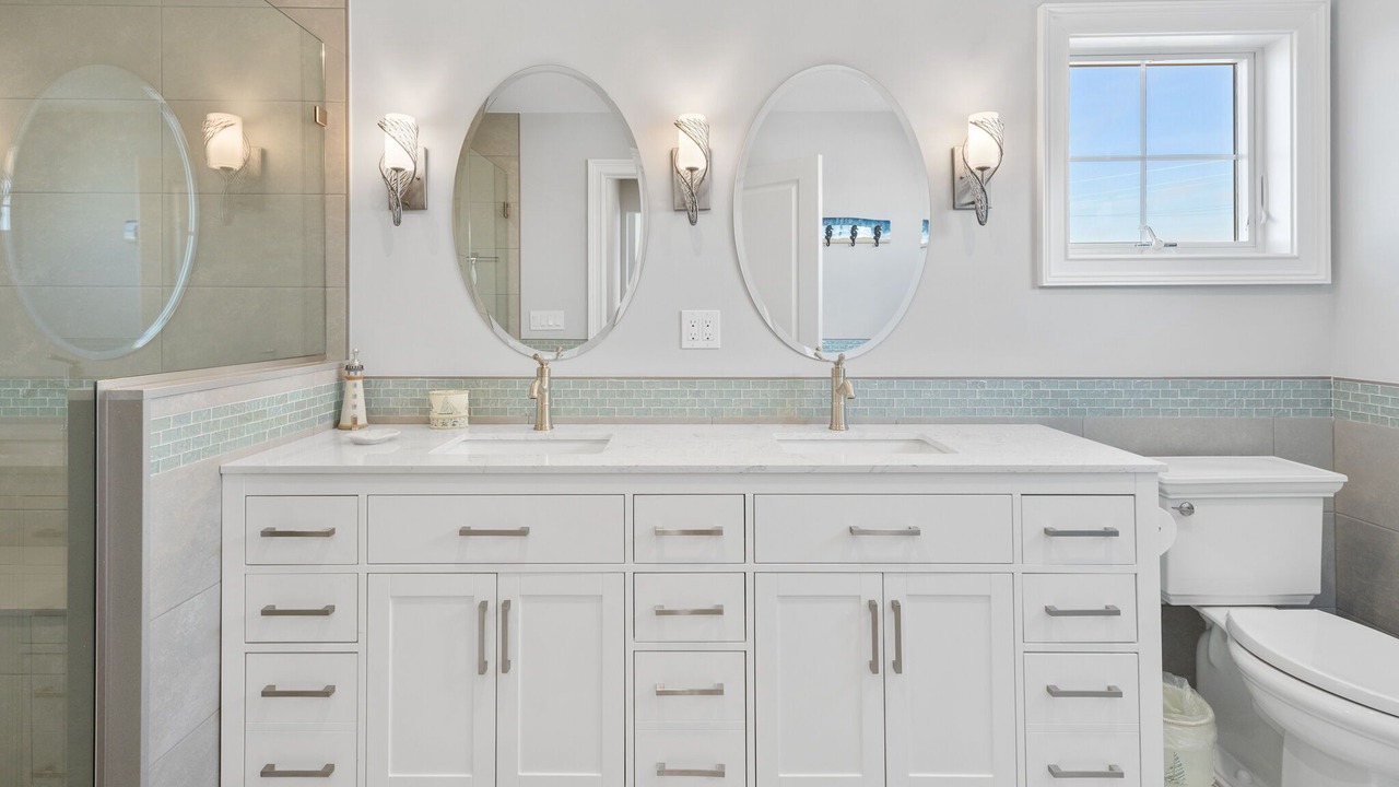 Photo of Bathroom in Harvey Cedars
