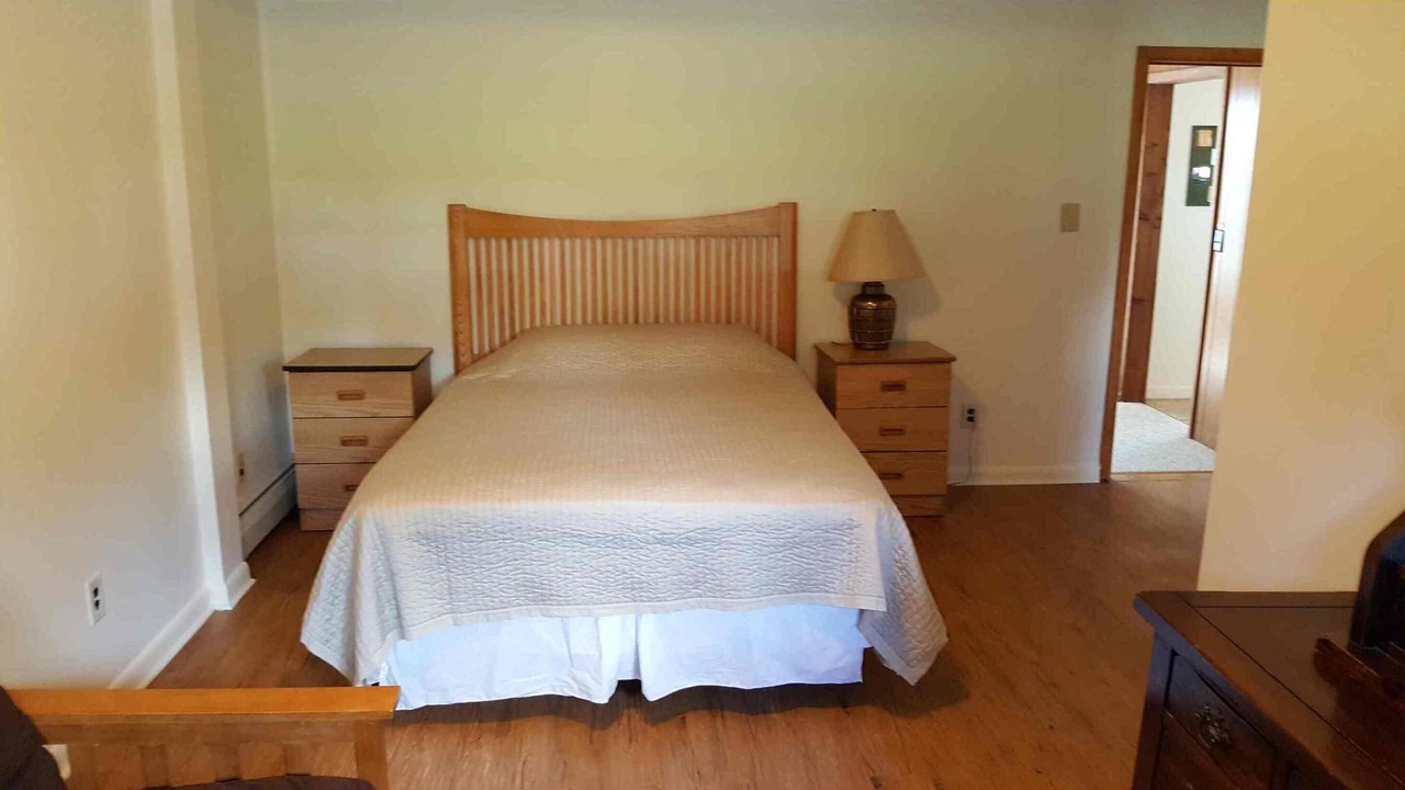 Photo of Bedroom in Romulus