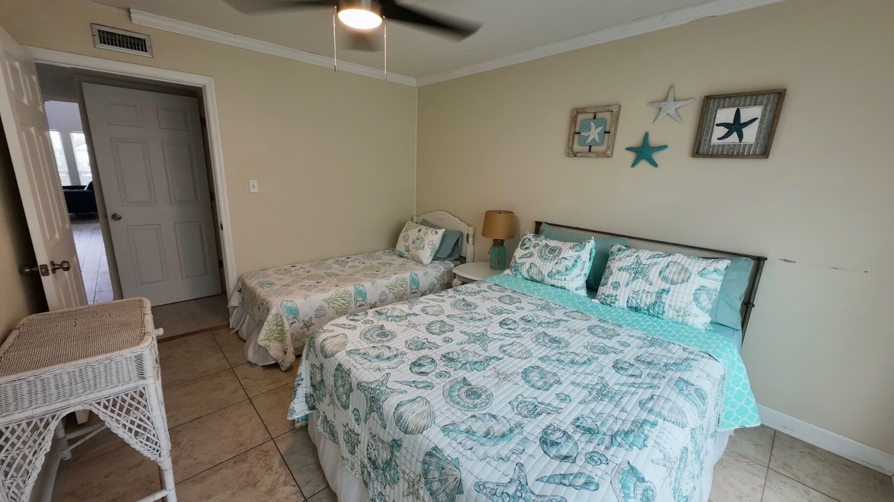 Photo of Bedroom in Silver Cay