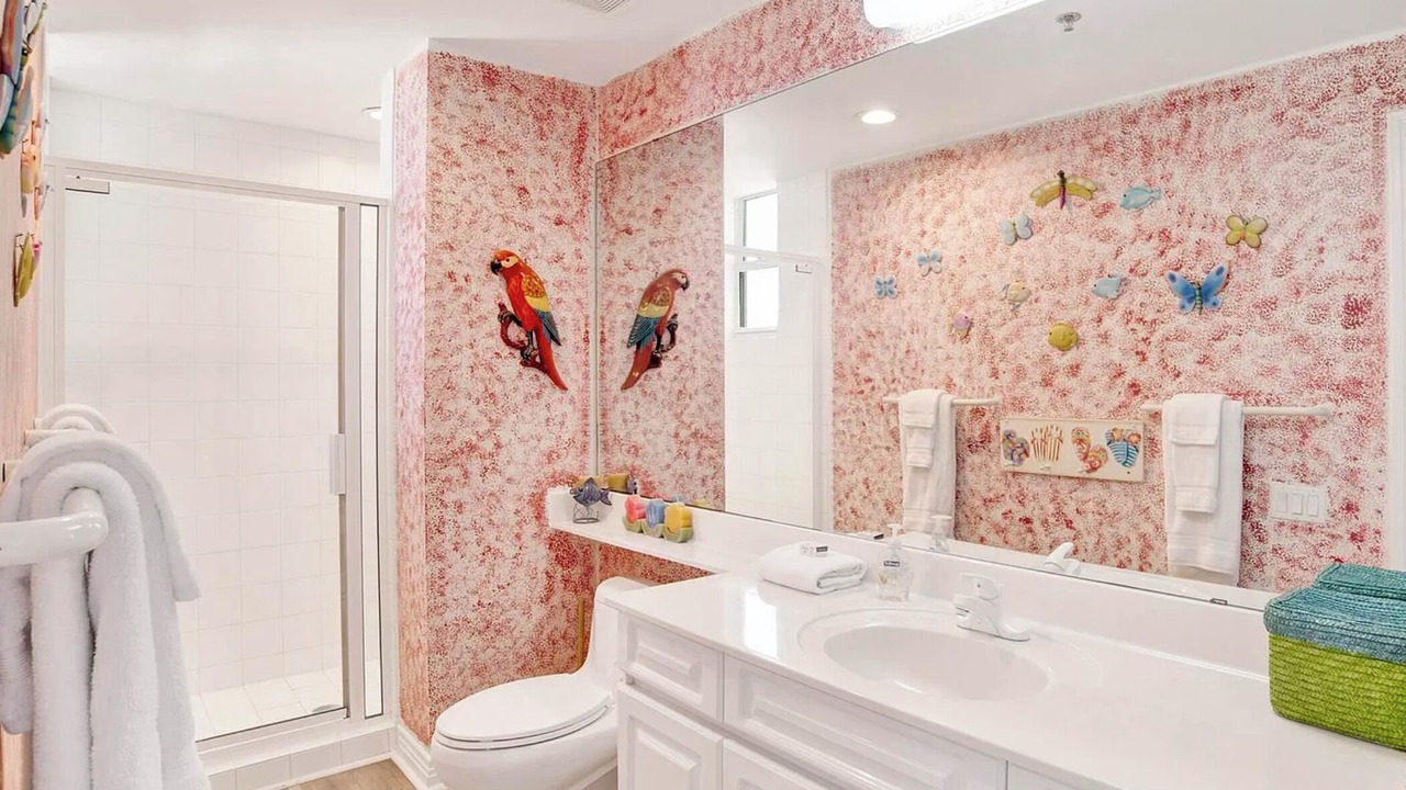 Photo of Bathroom in Ono Island