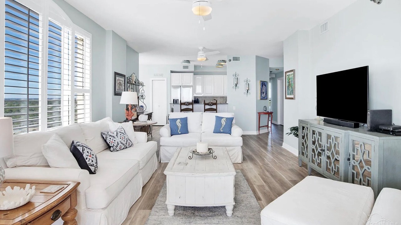 Photo of Livingroom in Ono Island