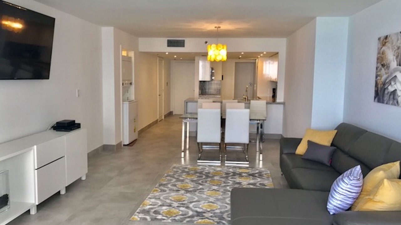 Photo of Livingroom in Downtown Miami
