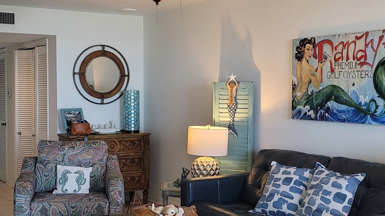 Photo of Livingroom in Orange Beach