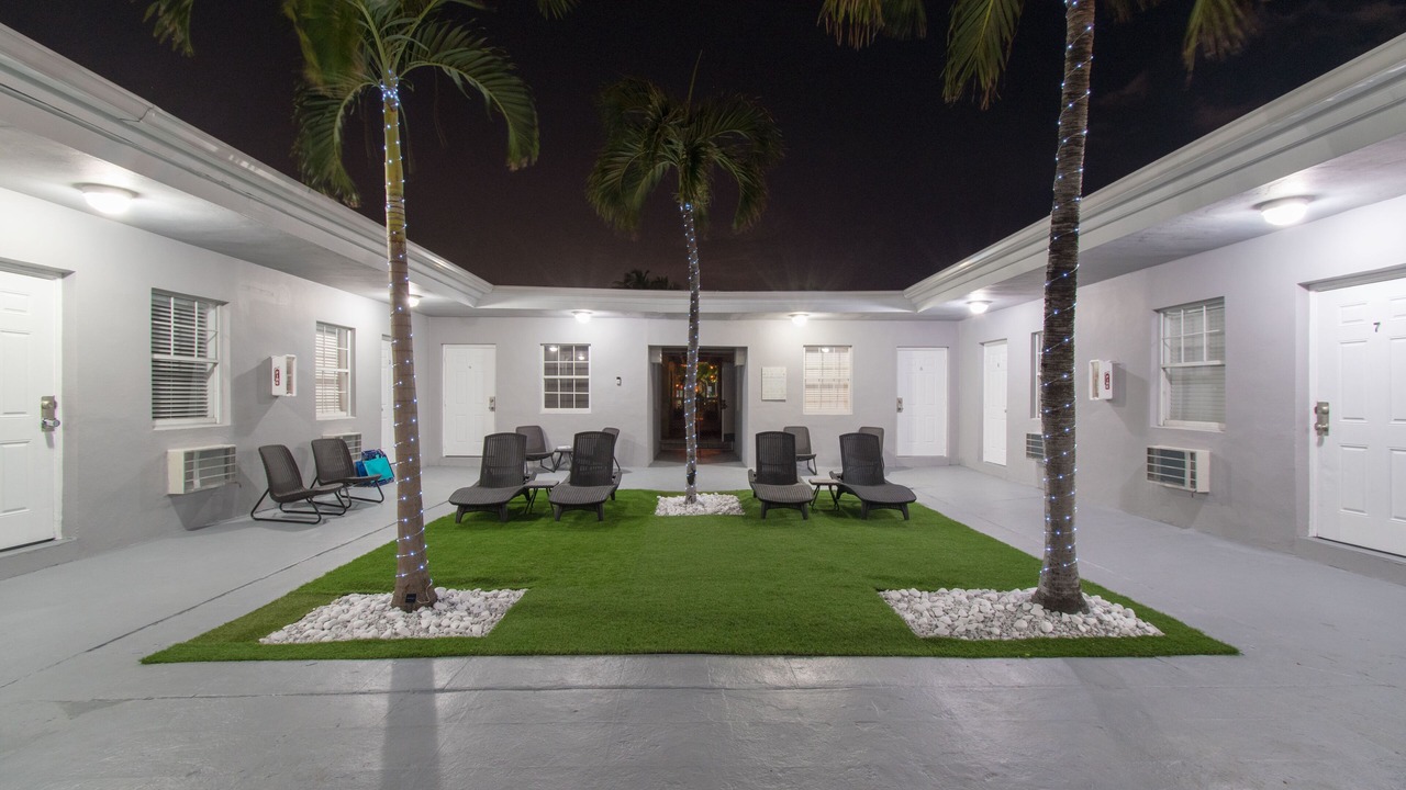 Photo of Patio Balcony in Hollywood