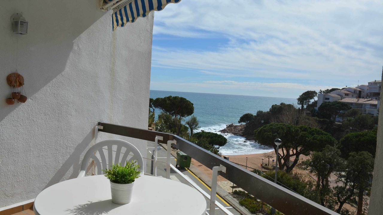 Photo of Patio Balcony in Salionc