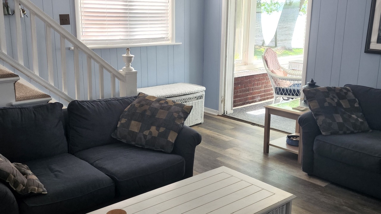 Photo of Livingroom in Bemus Point