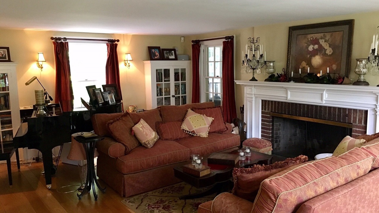 Photo of Livingroom in Pearl River