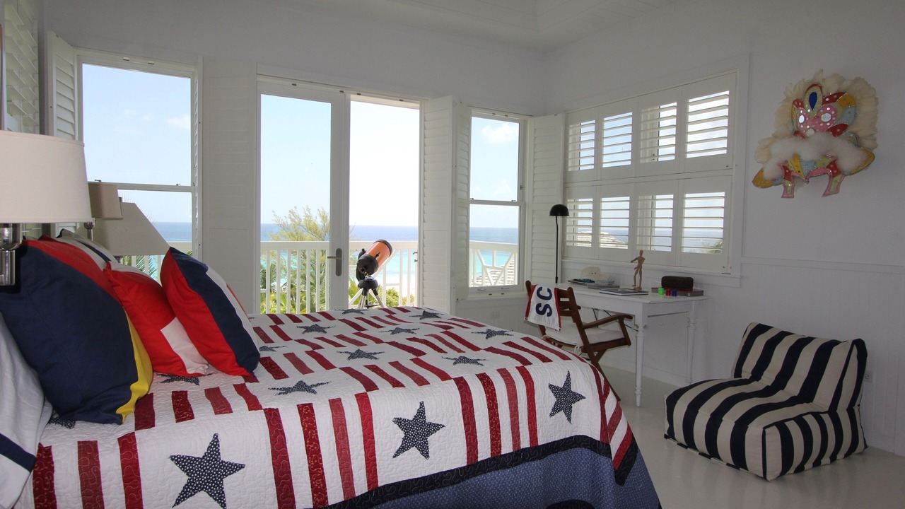Photo of Bedroom in Dunmore Town