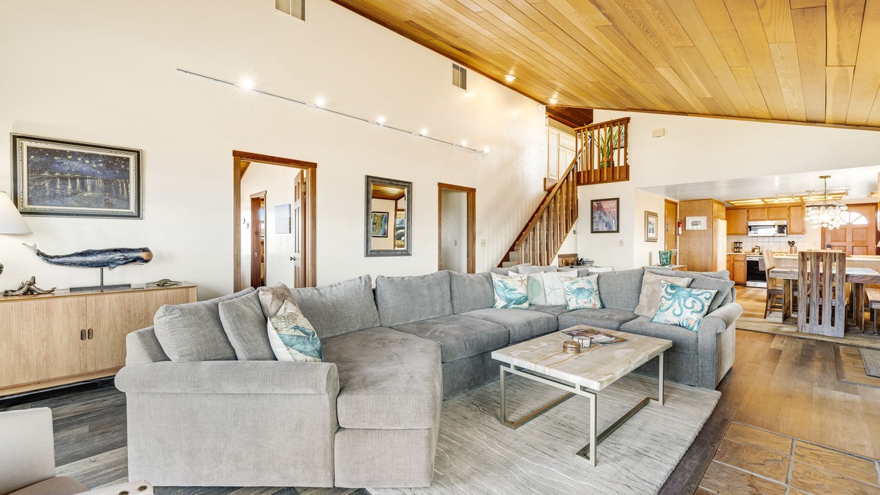 Photo of Livingroom in Fort Bragg