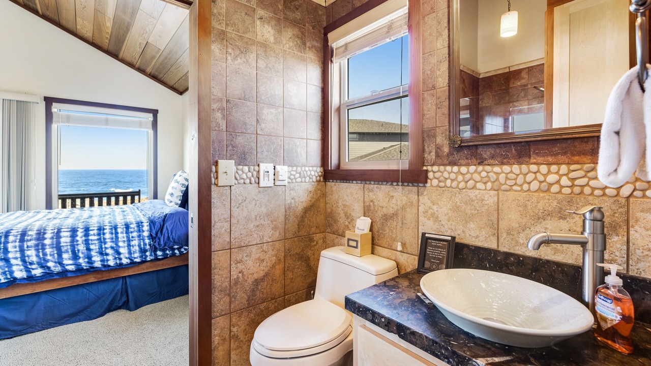 Photo of Bathroom in Fort Bragg
