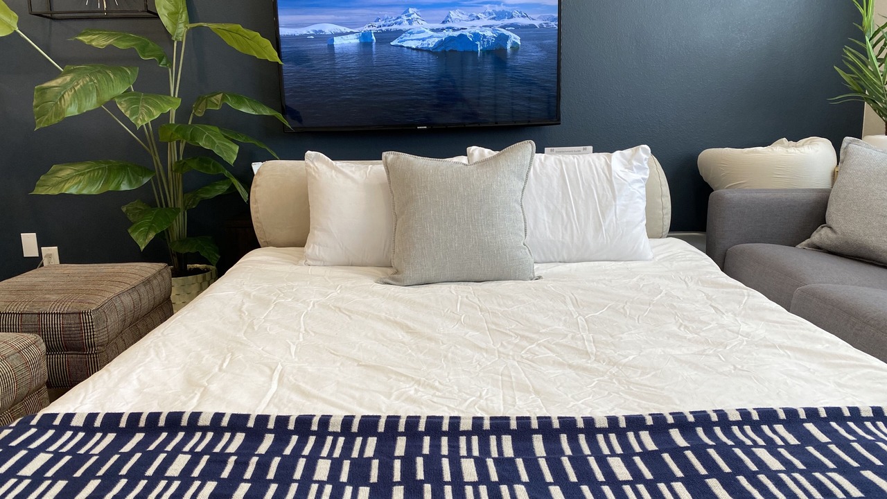 Photo of Bedroom in Midway City