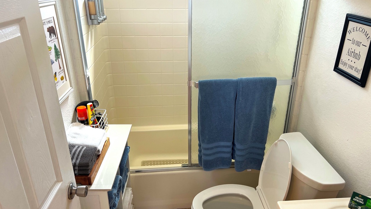 Photo of Bathroom in South Gate