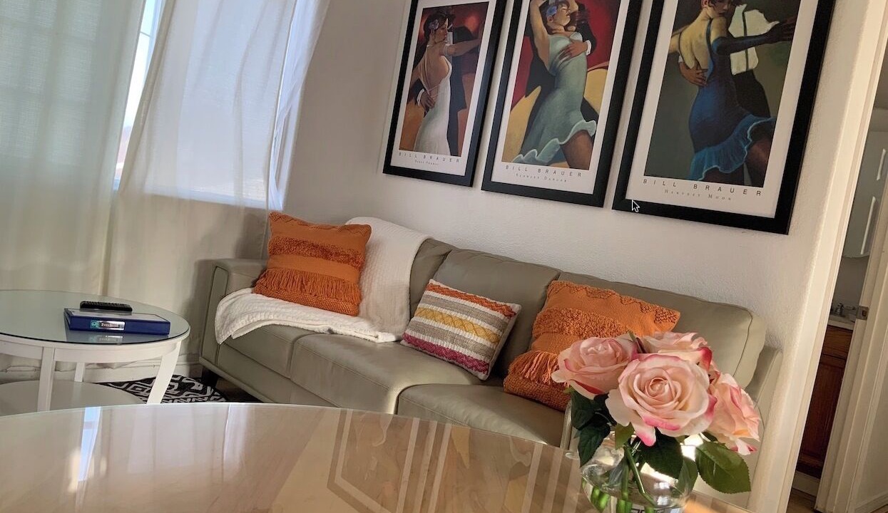 Photo of Livingroom in South Gate