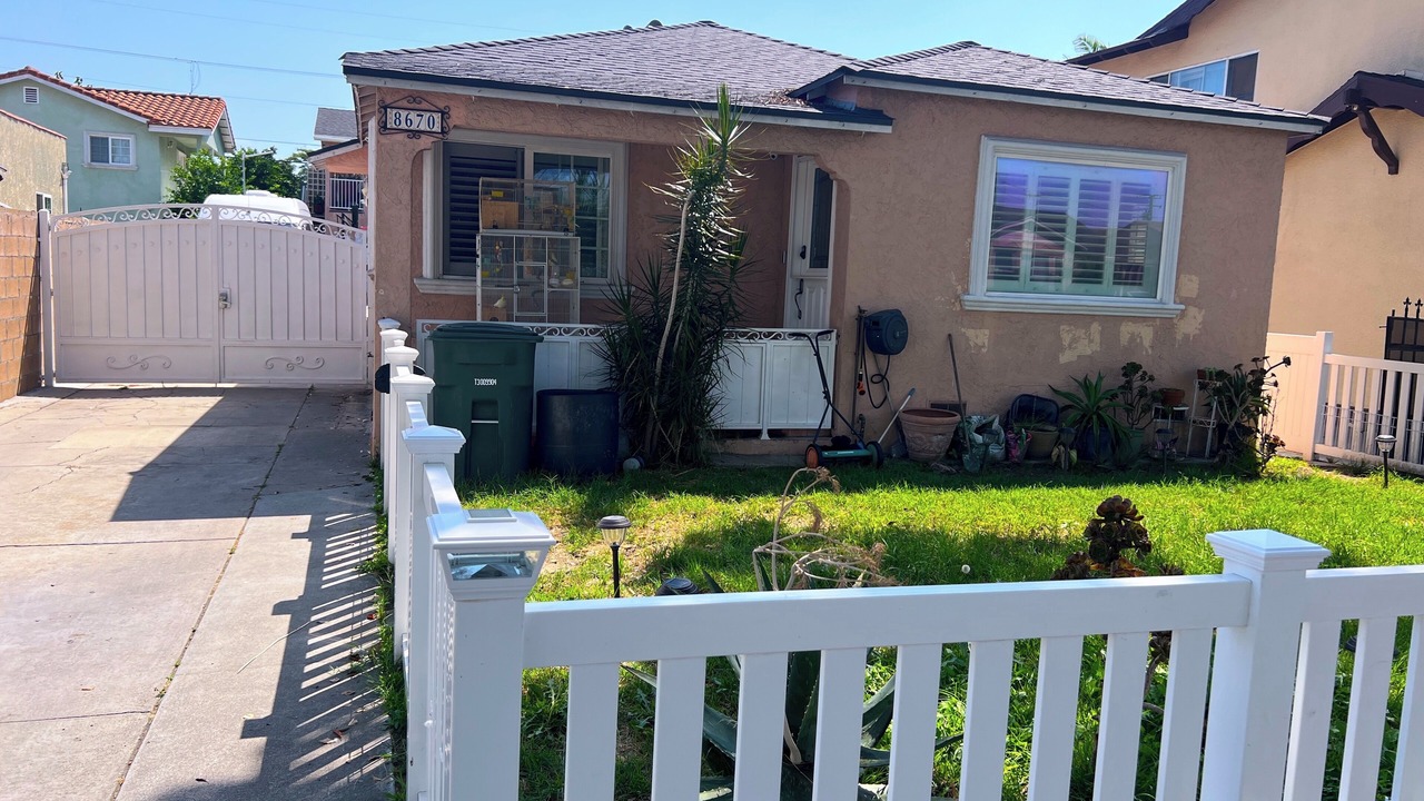 Photo of Outdoor in South Gate