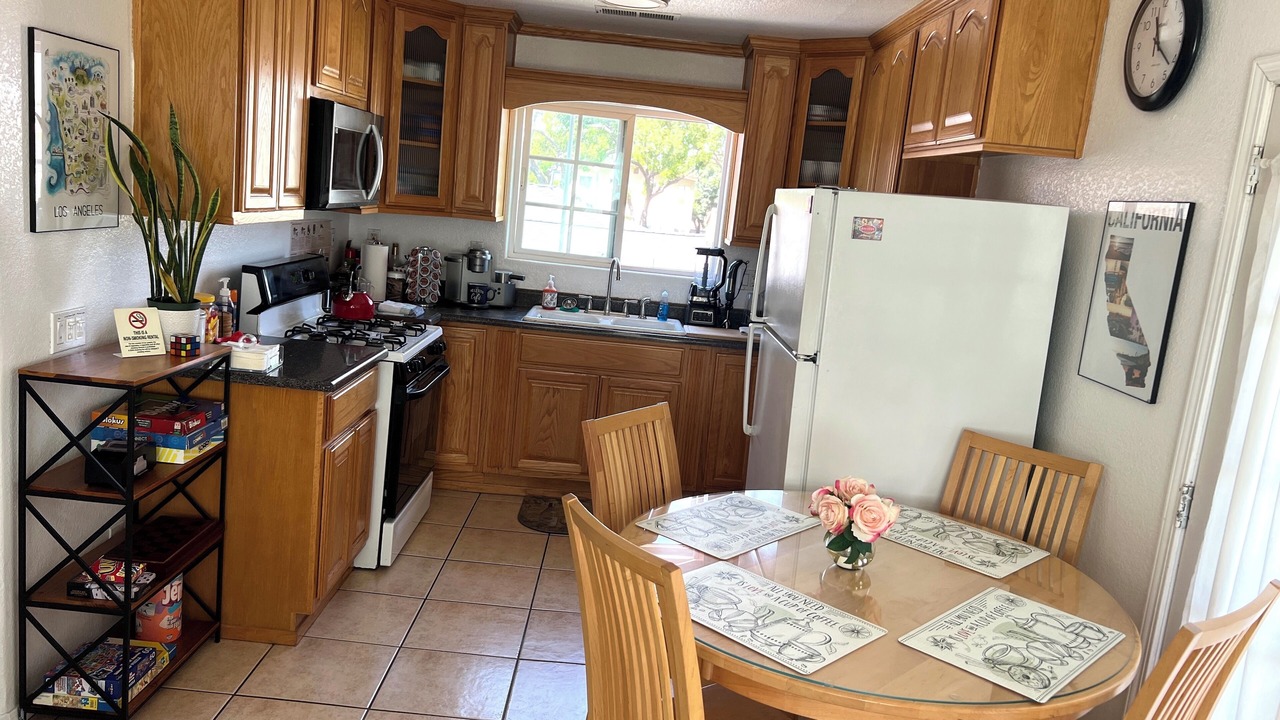 Photo of Kitchen in South Gate