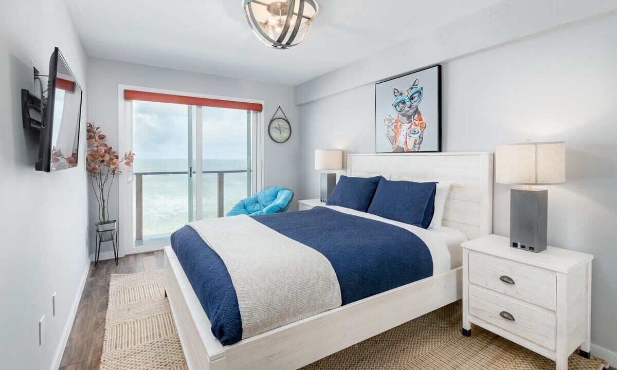 Photo of Bedroom in La Selva Beach