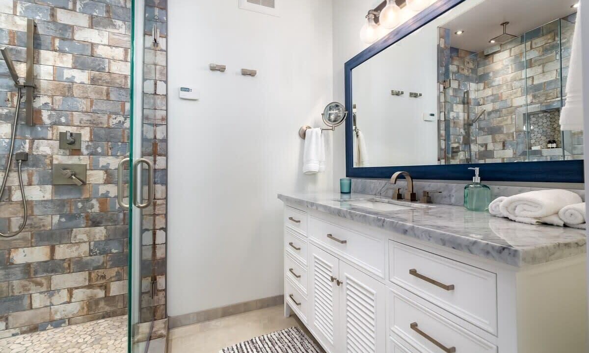 Photo of Bathroom in La Selva Beach