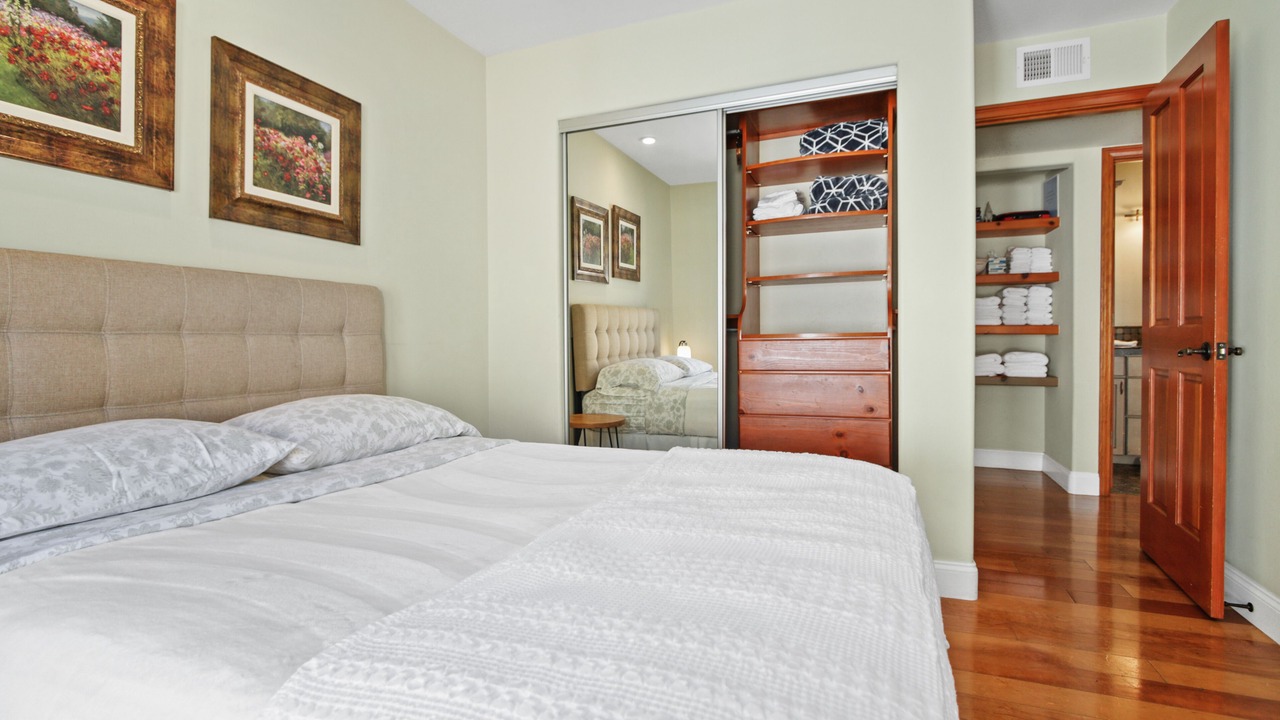 Photo of Bedroom in Laguna Niguel