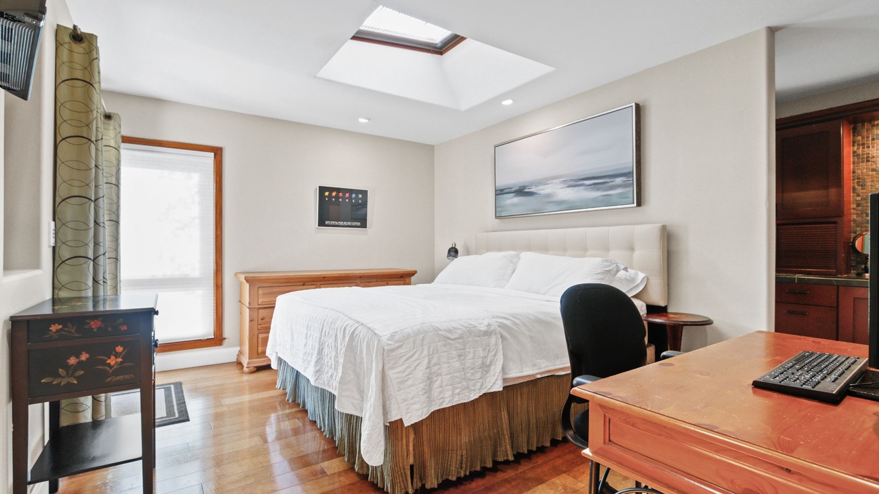 Photo of Bedroom in Laguna Niguel