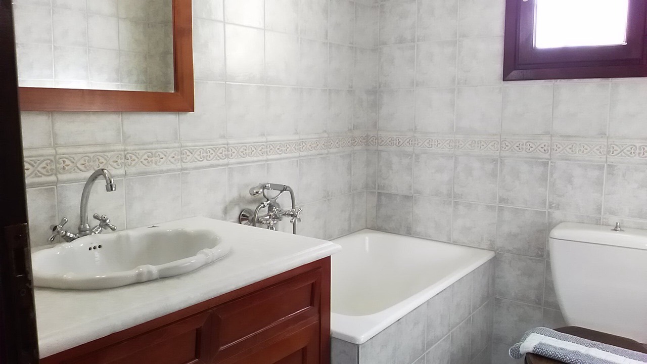 Photo of Bathroom in Douliana