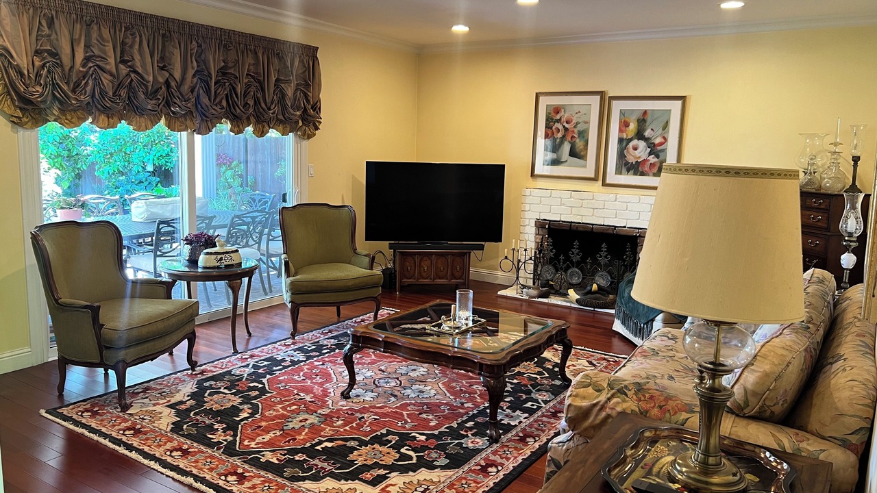 Photo of Livingroom in Cambrian Community