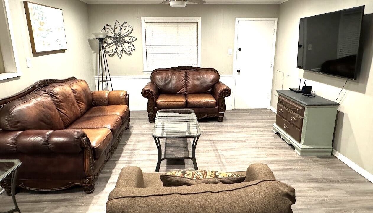 Photo of Livingroom in Madison